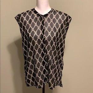 Banana Republic Black/White Sleeveless Blouse